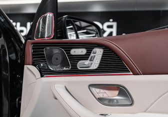 Новый Mercedes-Benz Maybach GLS 2025 (22 фото)