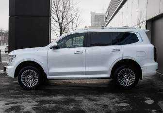 Подержанный автомобиль Tank 500 2023 года (8 фото)