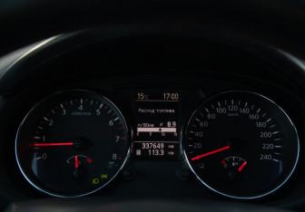 Подержанный автомобиль Nissan Qashqai 2011 года (9 фото)