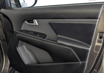 Подержанный автомобиль Kia Sportage 2015 года (25 фото)