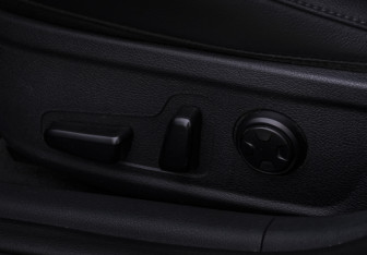 Подержанный автомобиль Kia Stinger 2019 года (18 фото)