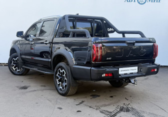 Подержанный автомобиль JAC T9 2024 года (7 фото)