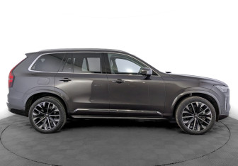 Новый Volvo XC90 2025 (4 фото)