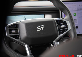 Подержанный автомобиль Jetour T2 2024 года (11 фото)