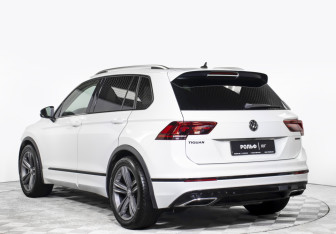 Подержанный автомобиль Volkswagen Tiguan 2018 года (6 фото)