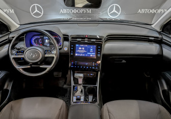 Подержанный автомобиль Hyundai Tucson 2021 года (14 фото)