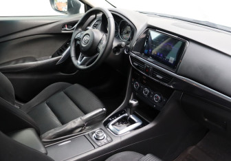 Подержанный автомобиль Mazda 6 Sedan 2013 года (10 фото)