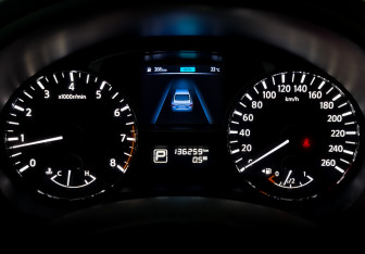 Подержанный автомобиль Nissan Teana 2014 года (12 фото)