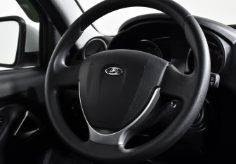 Подержанный автомобиль LADA (ВАЗ) Granta Sedan 2021 года (12 фото)
