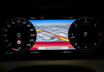 Подержанный автомобиль Land Rover Range Rover Velar 2019 года (16 фото)