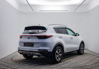 Подержанный автомобиль Kia Sportage 2020 года (5 фото)