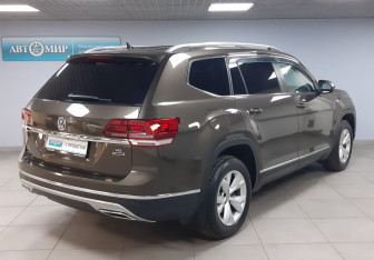 Подержанный автомобиль Volkswagen Teramont 2019 года (5 фото)