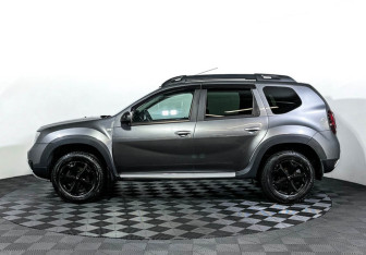 Подержанный автомобиль Renault Duster 2020 года (8 фото)