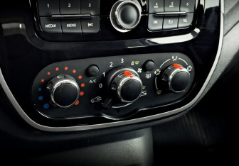 Подержанный автомобиль Renault Kaptur 2019 года (25 фото)