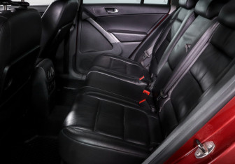 Подержанный автомобиль Volkswagen Tiguan 2009 года (10 фото)