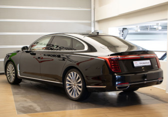 Подержанный автомобиль Hongqi H9 2023 года (6 фото)