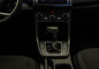 Подержанный автомобиль Hyundai Creta 2021 года (10 фото)