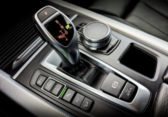 Подержанный автомобиль BMW X5 2018 года (30 фото)