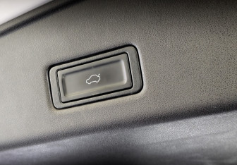 Подержанный автомобиль Omoda C5 2023 года (26 фото)