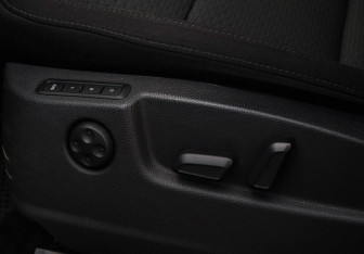 Подержанный автомобиль Skoda Superb Liftback 2013 года (17 фото)