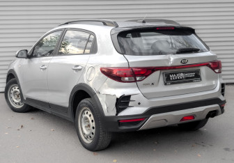 Подержанный автомобиль Kia Rio Hatchback 2021 года (7 фото)