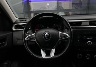 Подержанный автомобиль Renault Arkana 2021 года (14 фото)