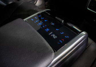 Подержанный автомобиль Toyota Camry Sedan 2019 года (10 фото)