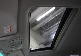 Подержанный автомобиль Lexus RX 2003 года (22 фото)