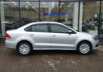 Подержанный автомобиль Volkswagen Polo Sedan 2012 года (4 фото)