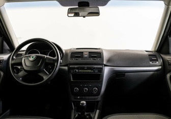 Подержанный автомобиль Skoda Yeti 2013 года (6 фото)