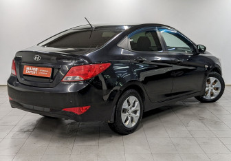 Подержанный автомобиль Hyundai Solaris Sedan 2016 года (5 фото)