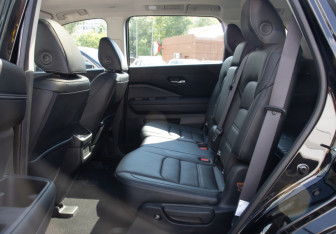 Новый Nissan Pathfinder 2026 (12 фото)