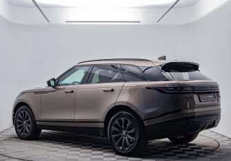 Подержанный автомобиль Land Rover Range Rover Velar 2018 года (3 фото)