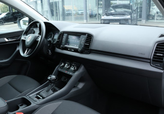 Подержанный автомобиль Skoda Karoq 2020 года (9 фото)