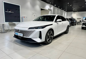 Подержанный автомобиль Changan Lamore 2023 года (1 фото)