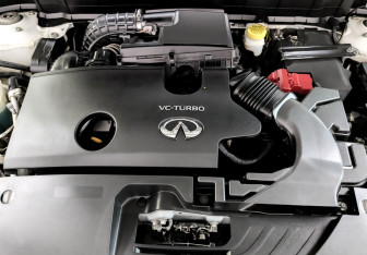 Подержанный автомобиль Infiniti QX50 2021 года (9 фото)