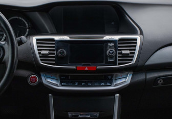 Подержанный автомобиль Honda Accord Sedan 2013 года (14 фото)