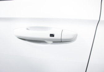 Подержанный автомобиль Geely Emgrand 2023 года (15 фото)