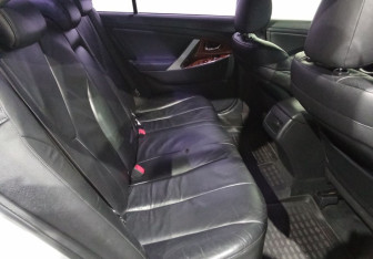 Подержанный автомобиль Toyota Camry Sedan 2008 года (10 фото)