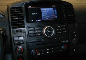 Подержанный автомобиль Nissan Pathfinder 2010 года (20 фото)