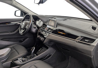 Подержанный автомобиль BMW X2 2019 года (13 фото)