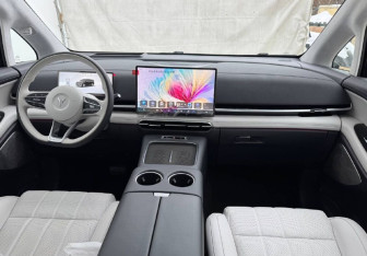 Новый Voyah Dream 2025 (9 фото)