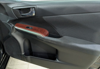 Подержанный автомобиль Toyota Camry Sedan 2014 года (24 фото)