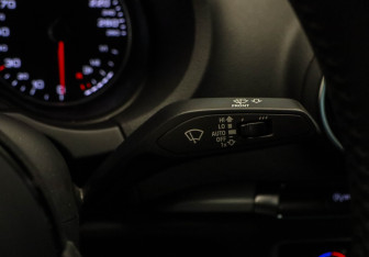 Подержанный автомобиль Audi A3 Sedan 2018 года (12 фото)