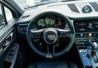 Новый Porsche Macan 2025 (14 фото)