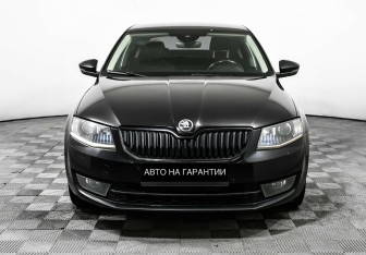 Подержанный автомобиль Skoda Octavia Liftback 2014 года (2 фото)