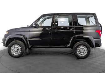 Новый УАЗ Patriot 2024 (3 фото)