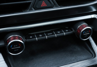 Подержанный автомобиль Geely Tugella 2020 года (18 фото)