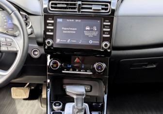 Подержанный автомобиль Hyundai Creta 2021 года (15 фото)