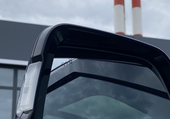 Подержанный автомобиль Jaecoo J7 2025 года (18 фото)